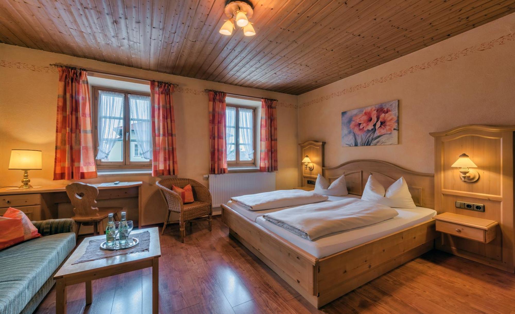 Hotel Altwirt Lenggries Kültér fotó